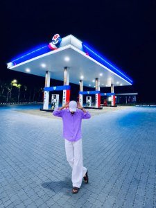 Petrol Pump AI Photo Editing Prompt 2026 – Night Petrol Pump AI Photo Edit
